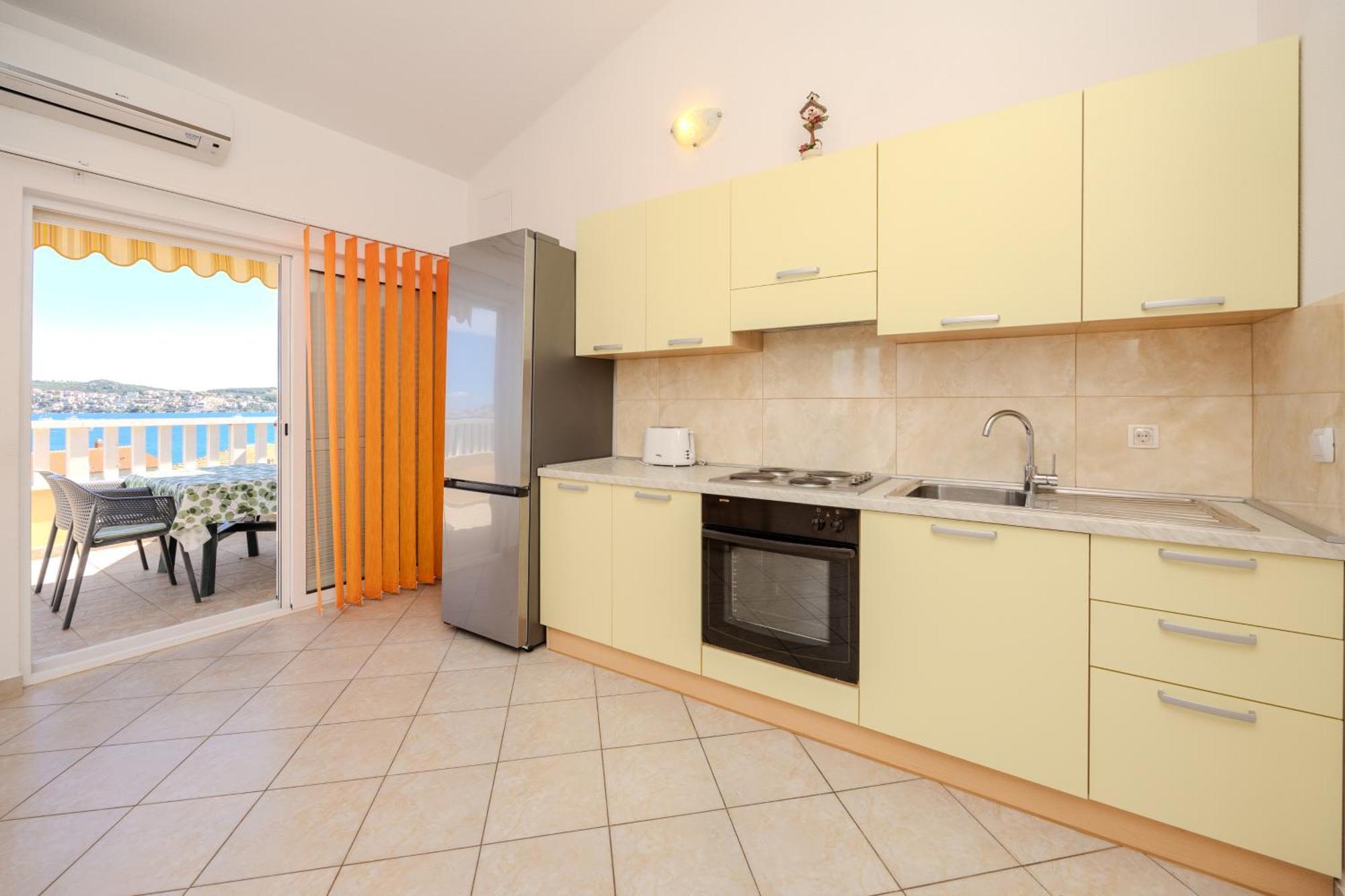 Apartman Markulin Trogir Bagian luar foto