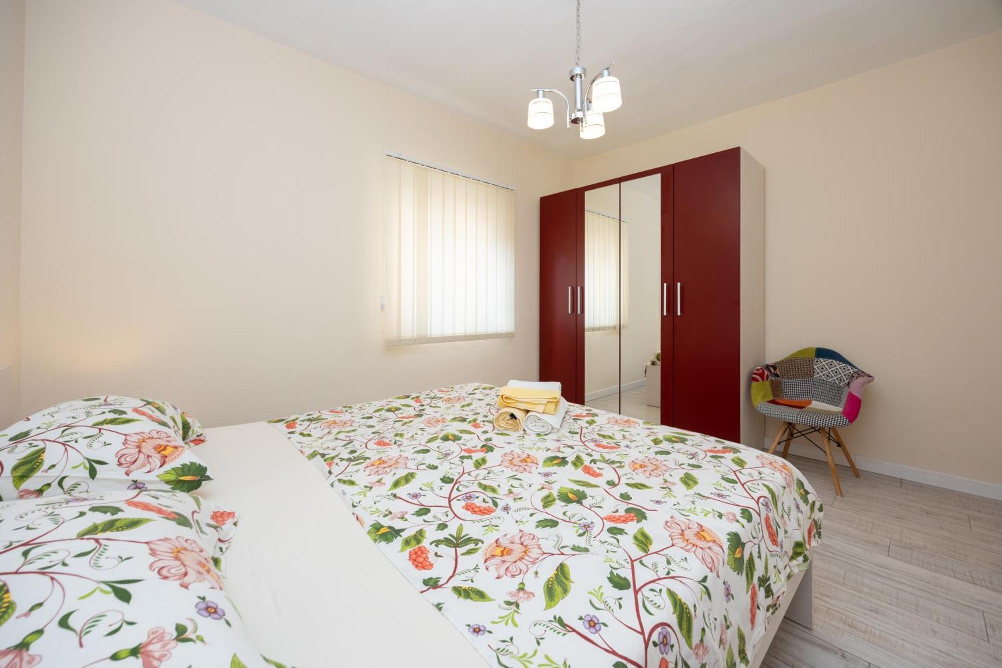 Apartman Markulin Trogir Bagian luar foto