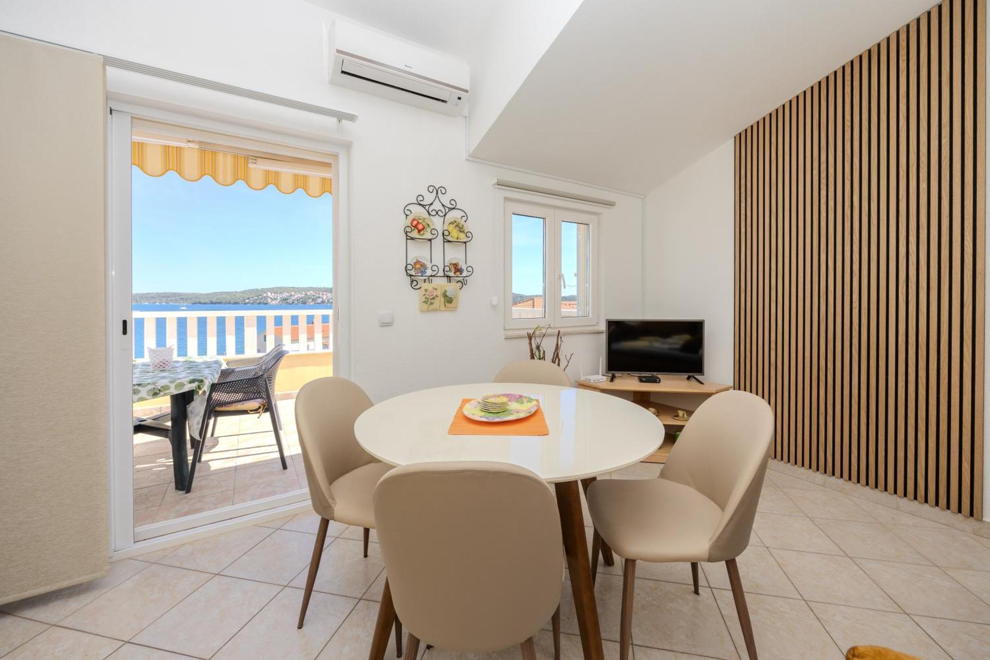 Apartman Markulin Trogir Bagian luar foto