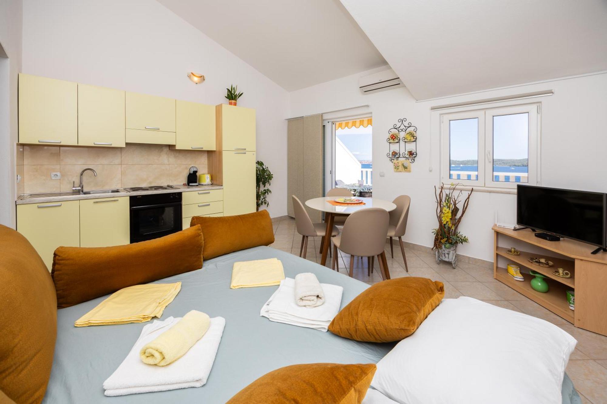 Apartman Markulin Trogir Bagian luar foto