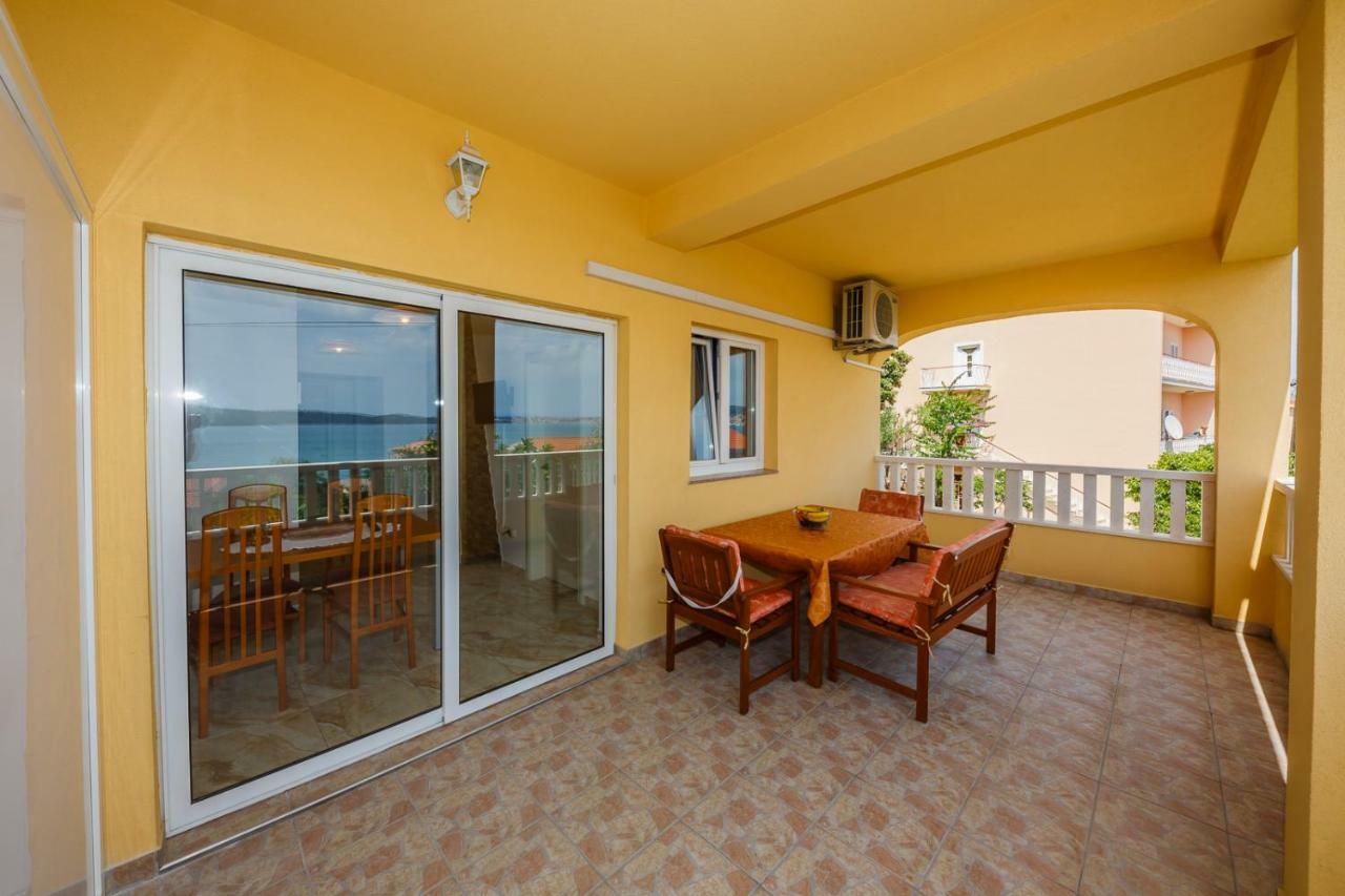 Apartman Markulin Trogir Bagian luar foto