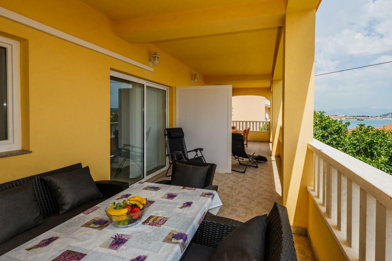 Apartman Markulin Trogir Bagian luar foto