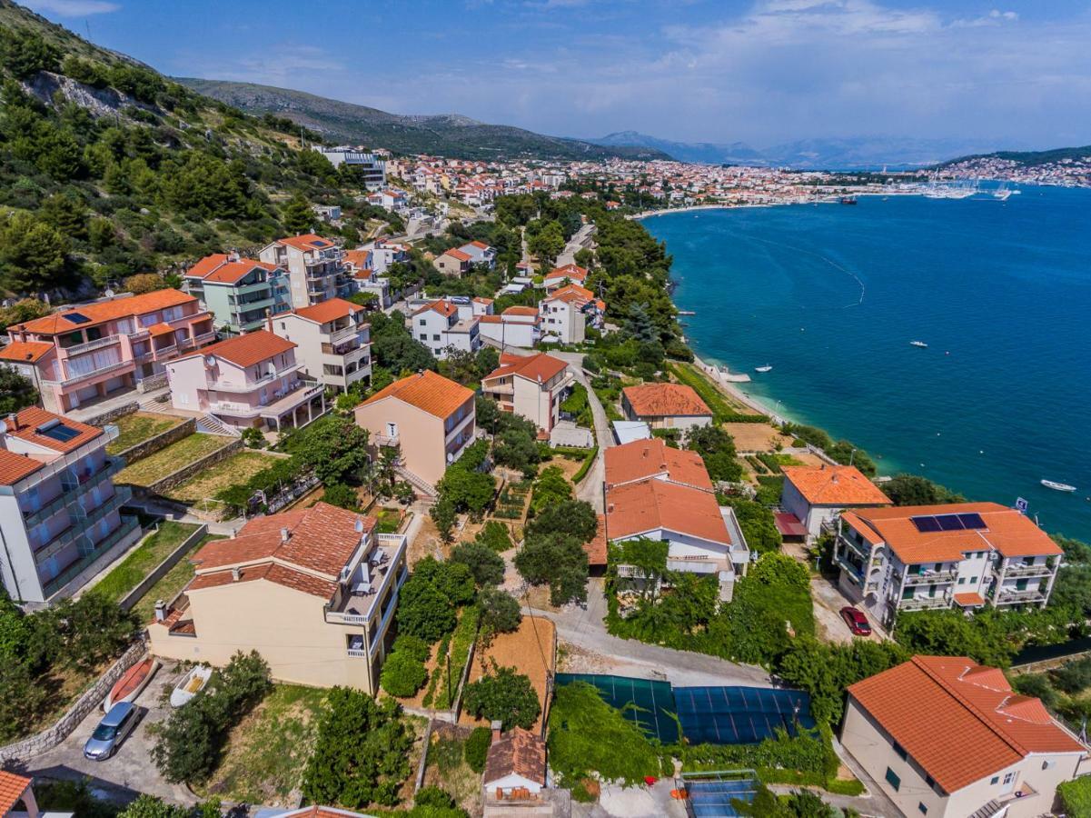 Apartman Markulin Trogir Bagian luar foto